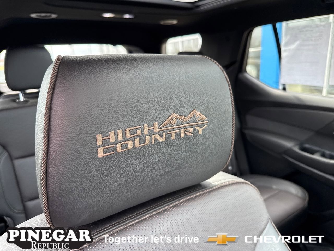 2022 Chevrolet Traverse High Country