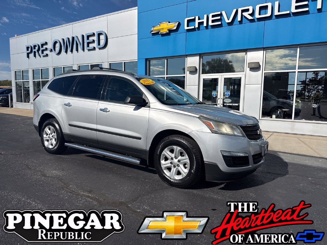 Used 2017 Chevrolet Traverse LS with VIN 1GNKVFED1HJ107516 for sale in Republic, MO
