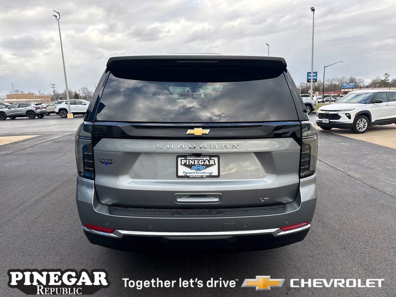 2026 Chevrolet Suburban LT