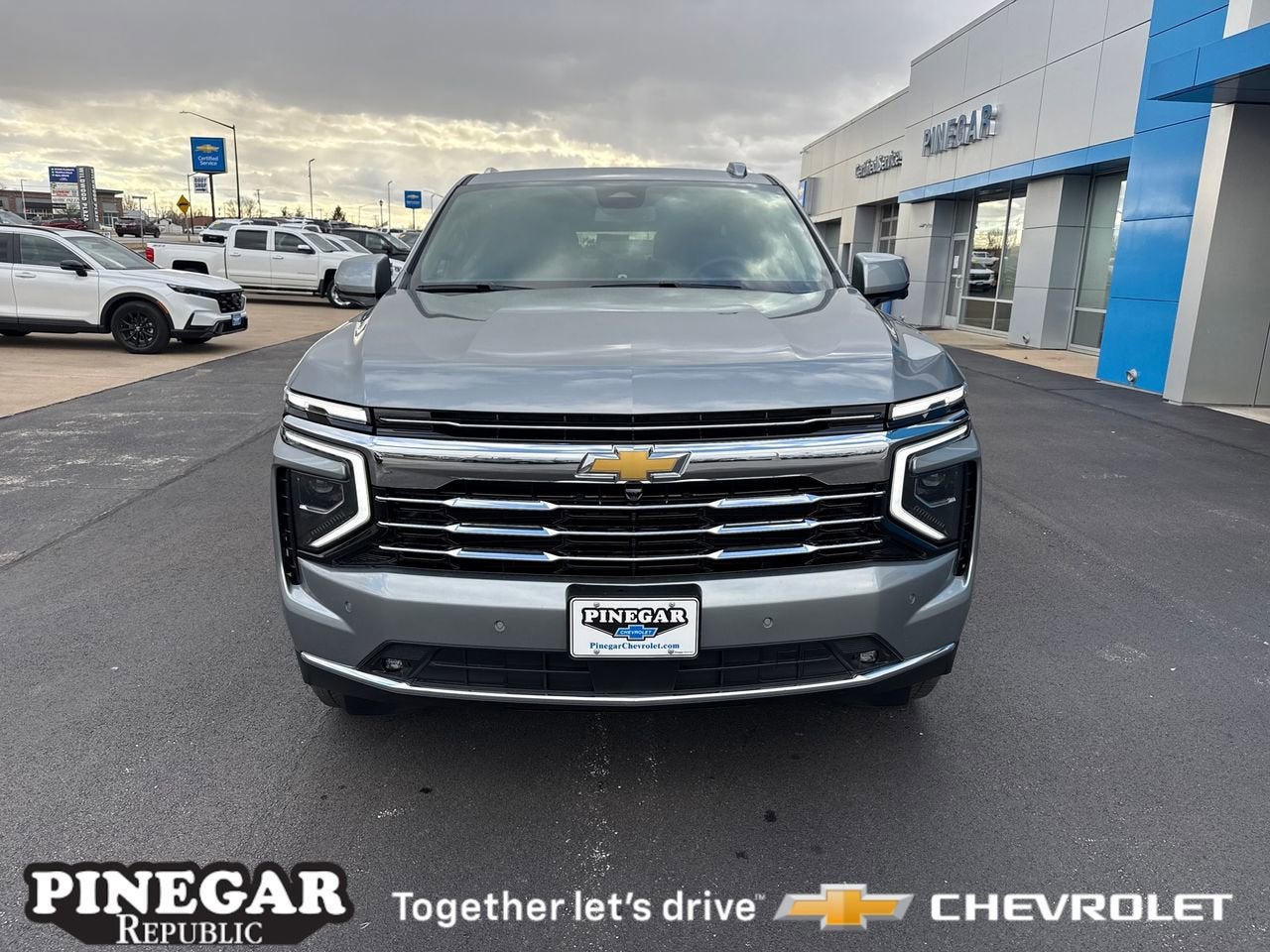 2026 Chevrolet Suburban LT