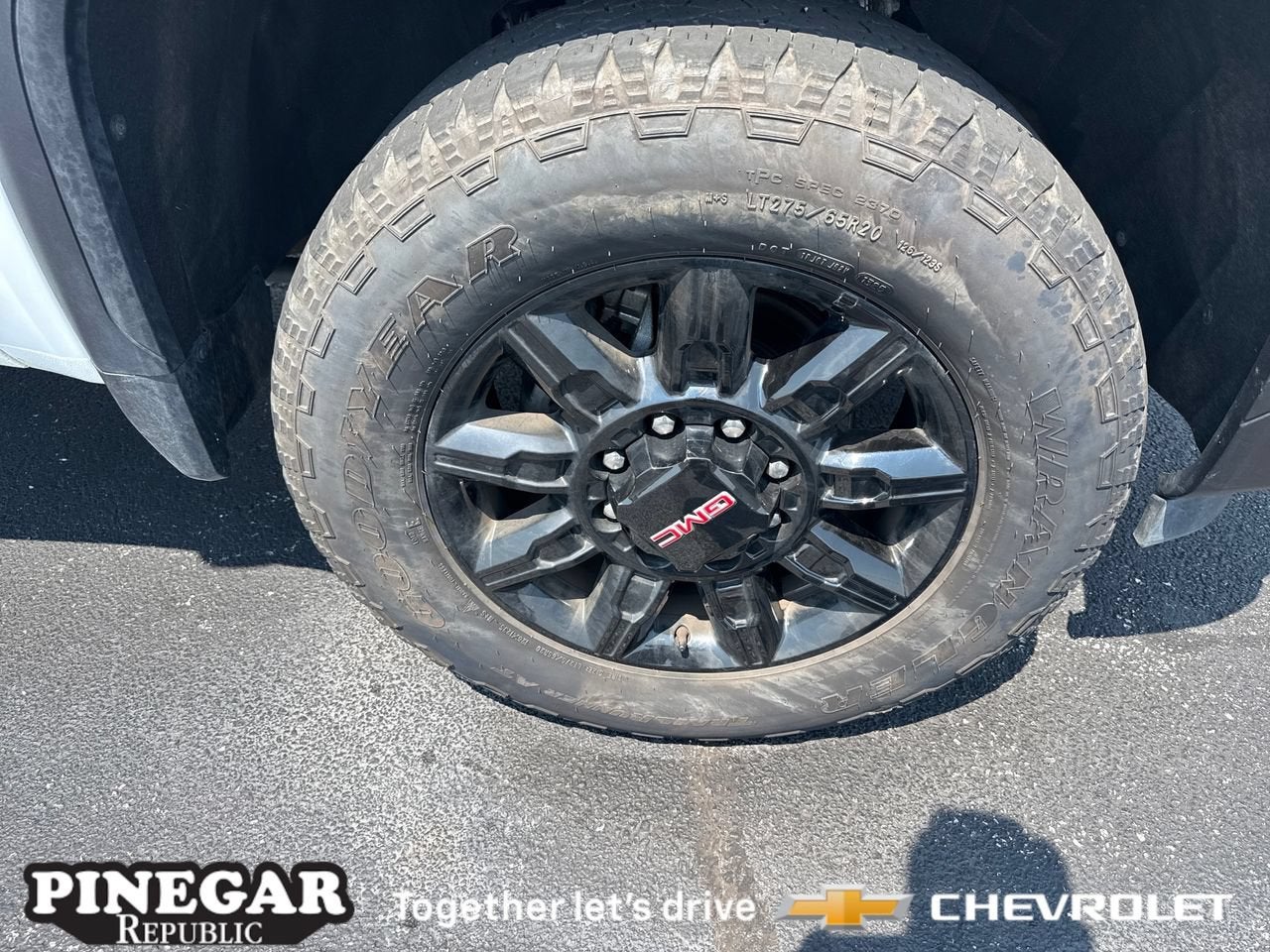 2025 GMC Sierra 2500 HD AT4