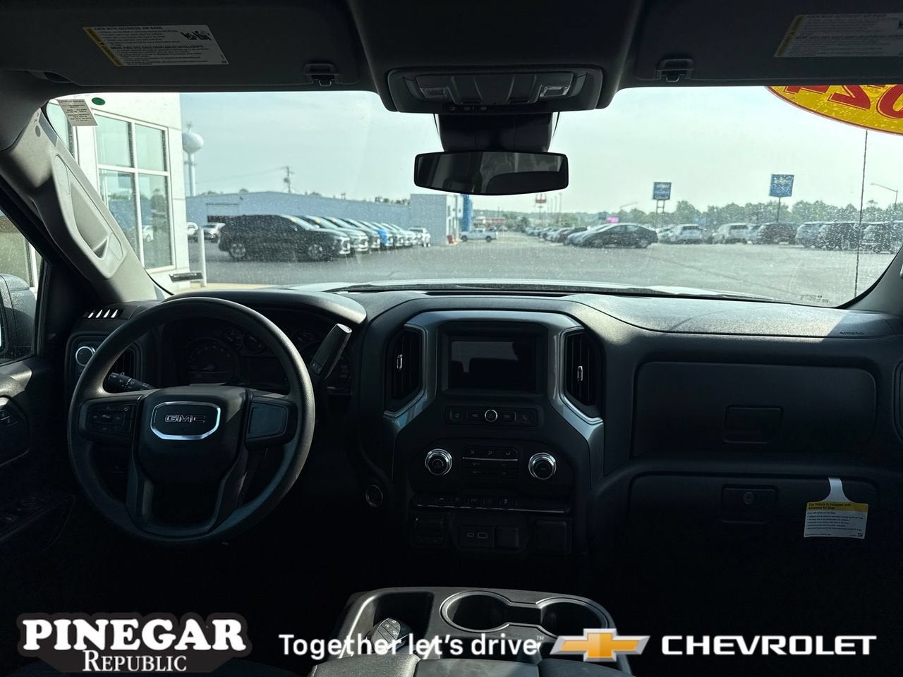 2024 GMC Sierra 1500 Pro