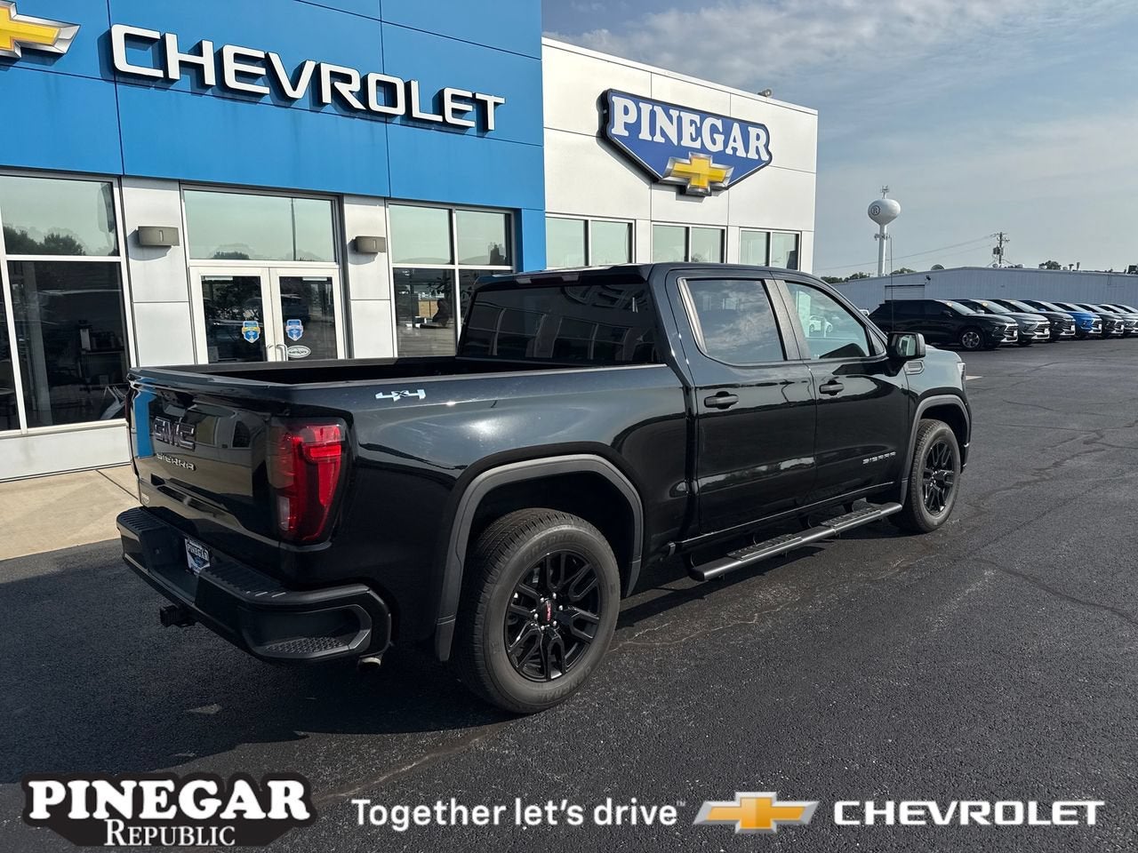 2024 GMC Sierra 1500 Pro