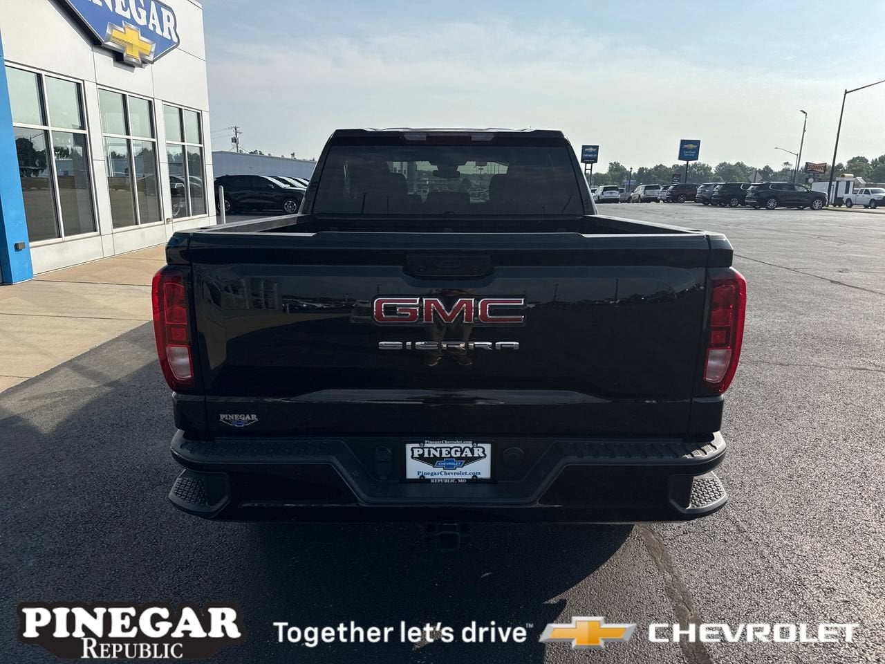 2024 GMC Sierra 1500 Pro