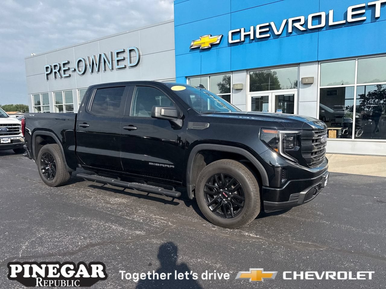 2024 GMC Sierra 1500 Pro