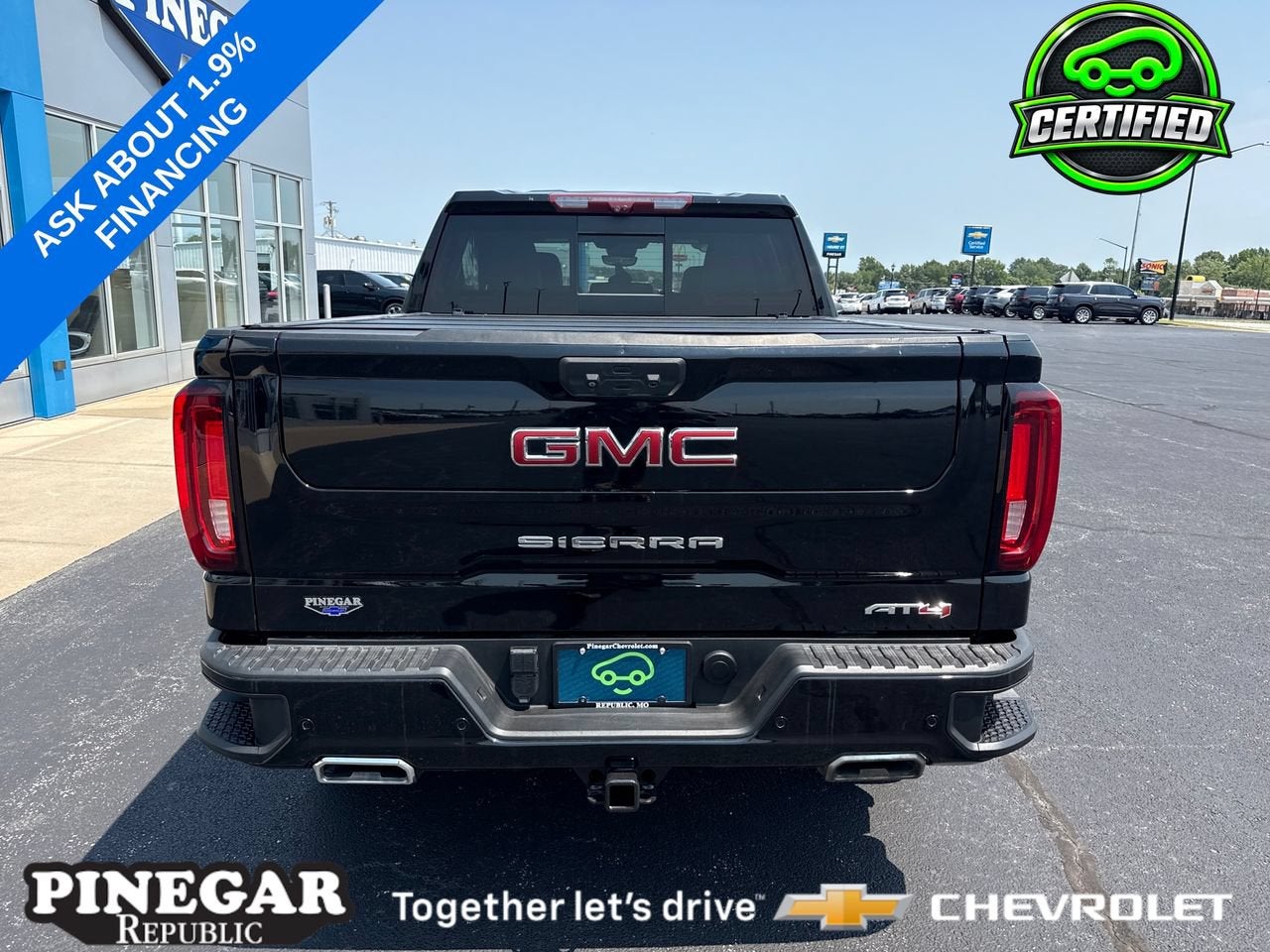 2022 GMC Sierra 1500 AT4