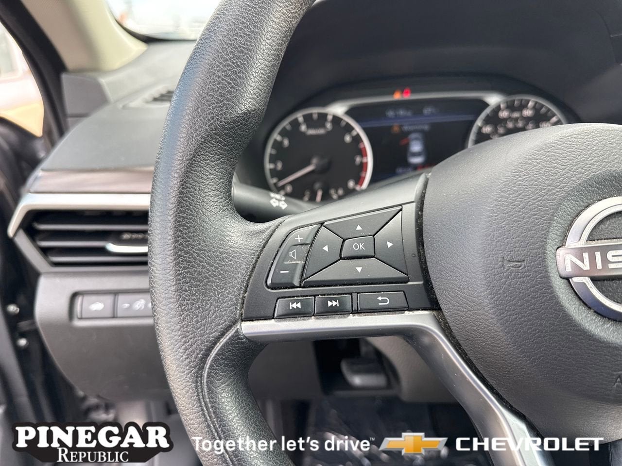 2023 Nissan Altima 2.5 SV