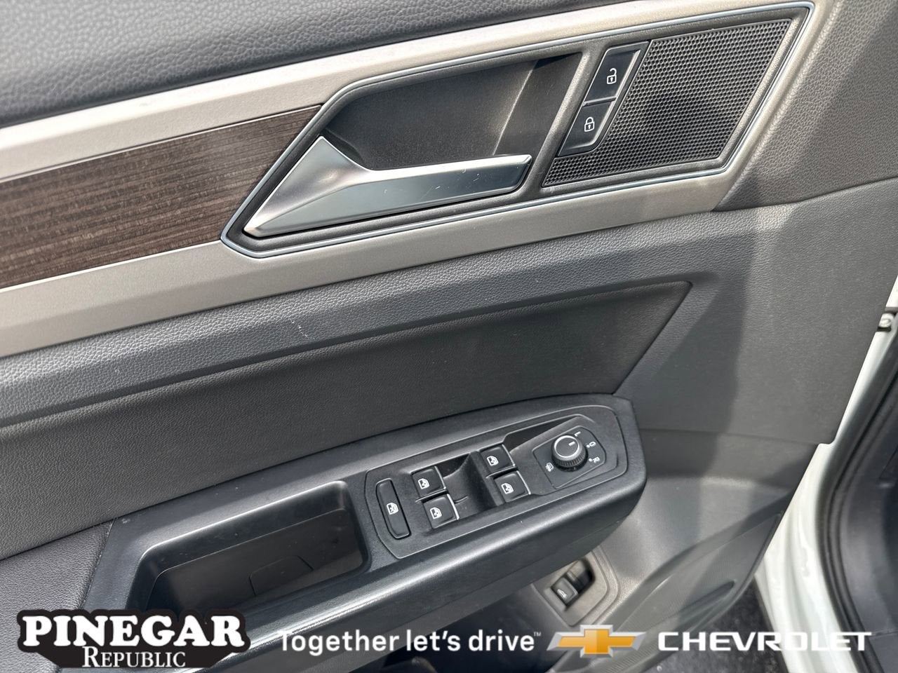 2019 Volkswagen Atlas 3.6L V6 SE w/Technology