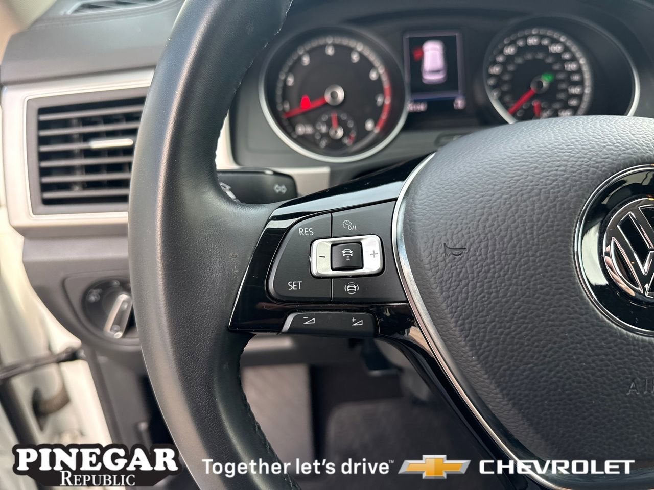 2019 Volkswagen Atlas 3.6L V6 SE w/Technology