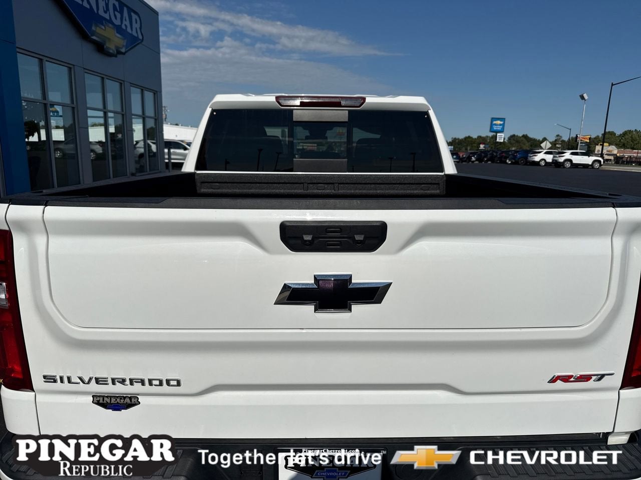 2024 Chevrolet Silverado 1500 RST