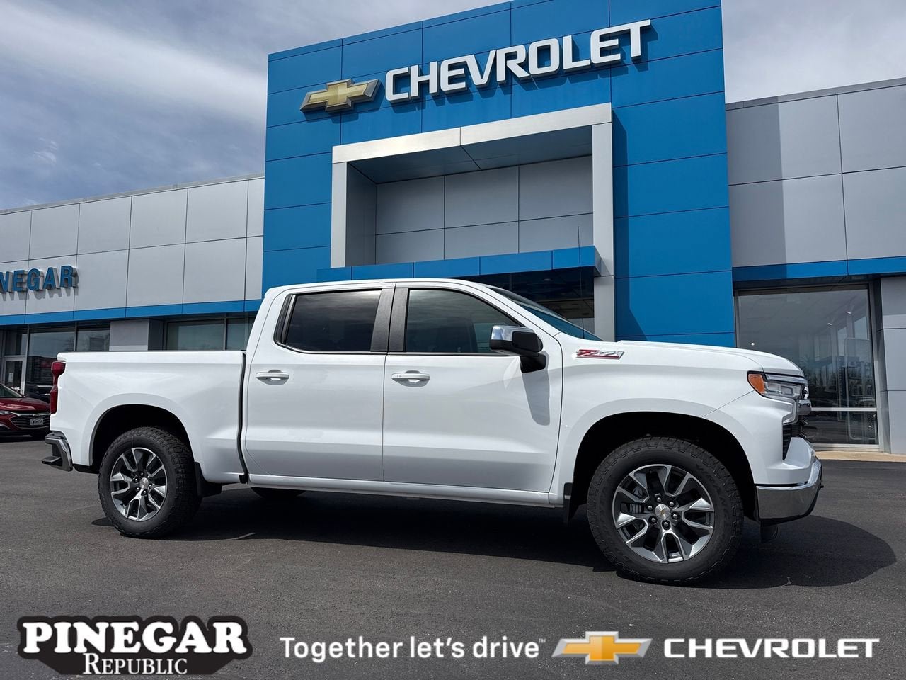 2026 Chevrolet Silverado 1500 LT