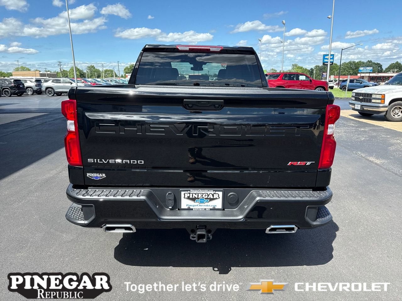 2025 Chevrolet Silverado 1500 RST