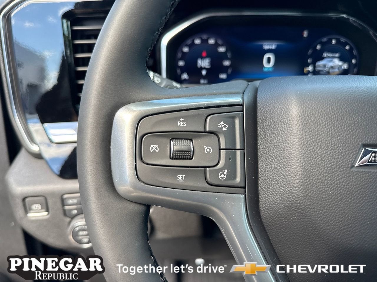 2025 Chevrolet Silverado 1500 RST