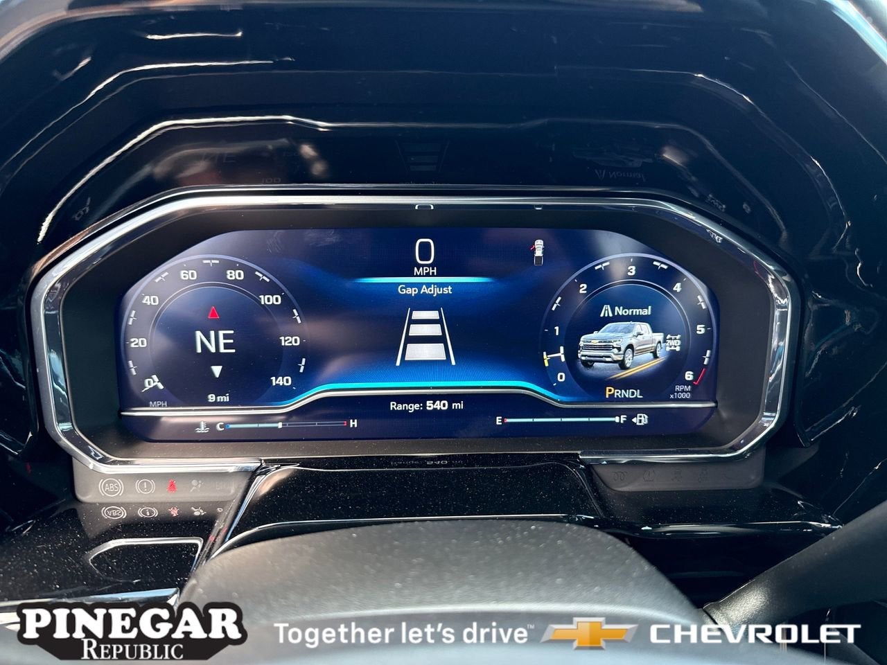 2025 Chevrolet Silverado 1500 RST