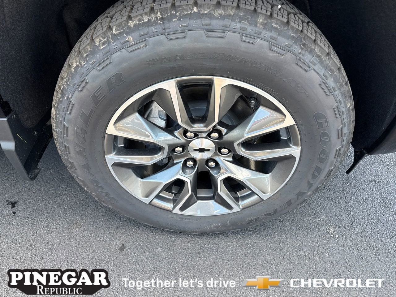 2025 Chevrolet Silverado 1500 RST