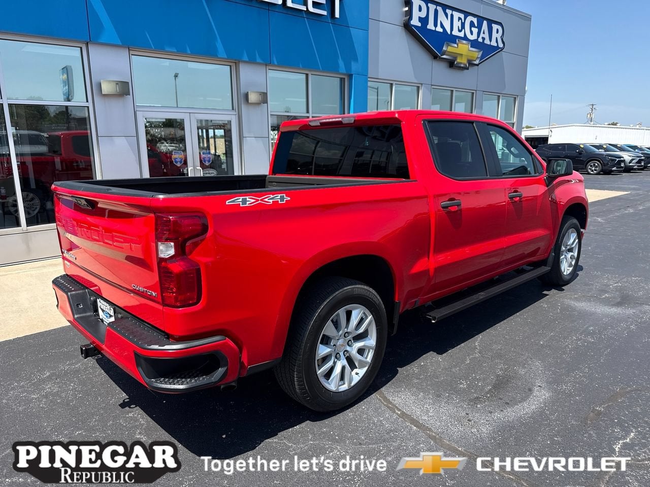 2024 Chevrolet Silverado 1500 Custom
