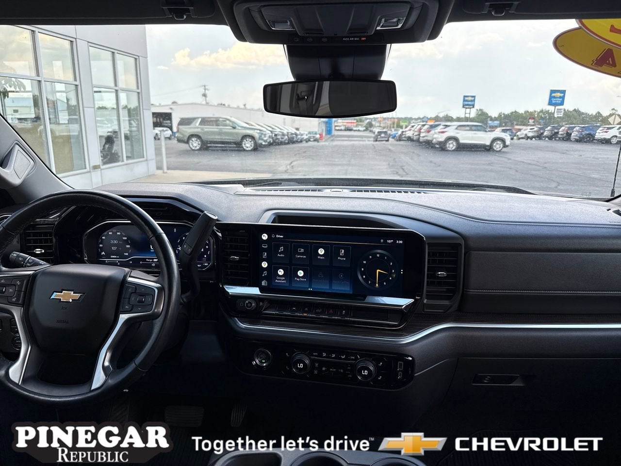 2022 Chevrolet Silverado 1500 LT (2FL)