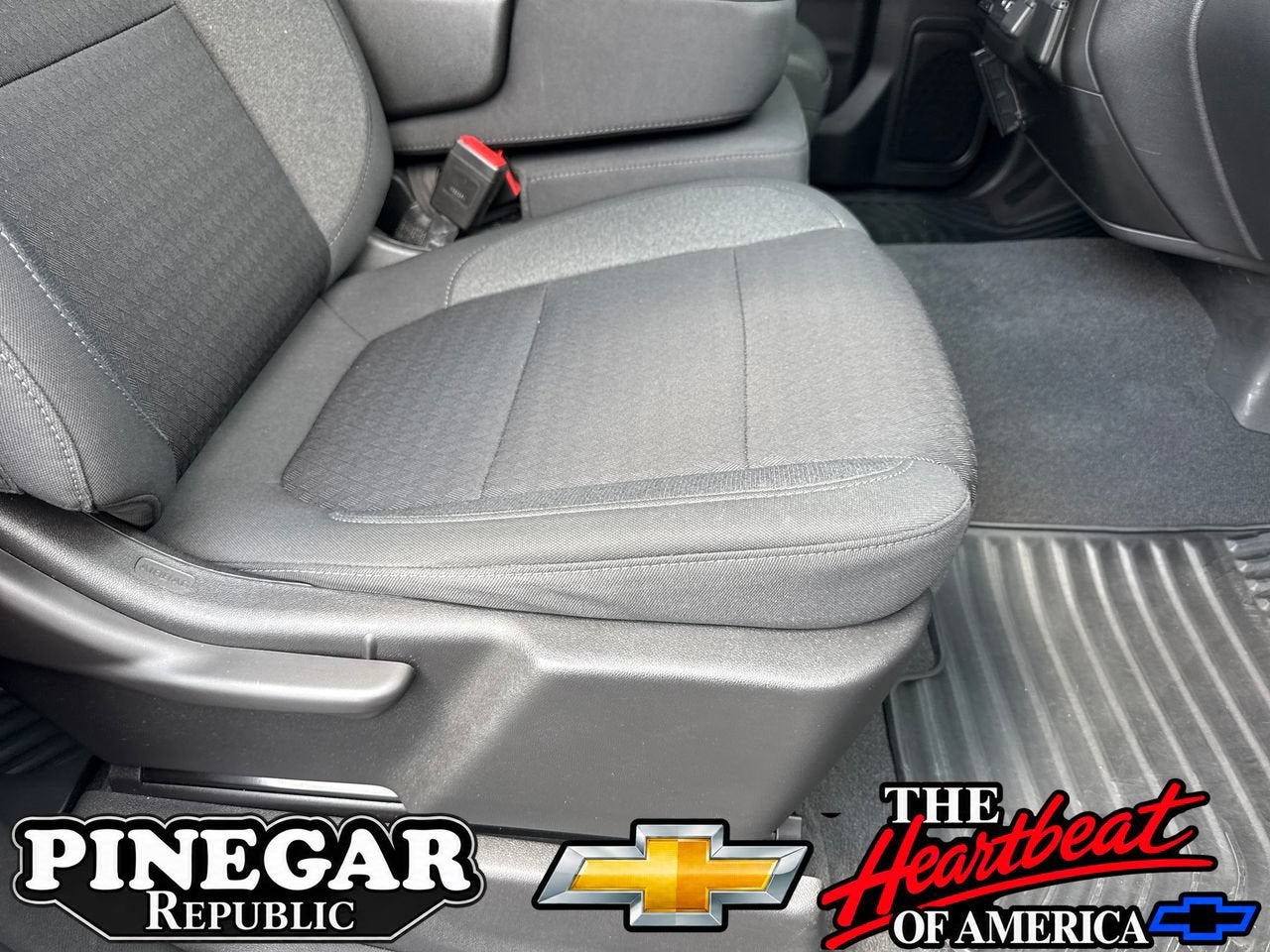 2022 Chevrolet Silverado 1500 LTD Custom Trail Boss