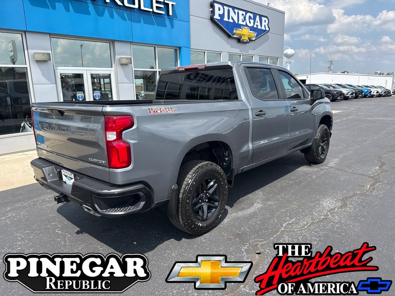 2022 Chevrolet Silverado 1500 LTD Custom Trail Boss