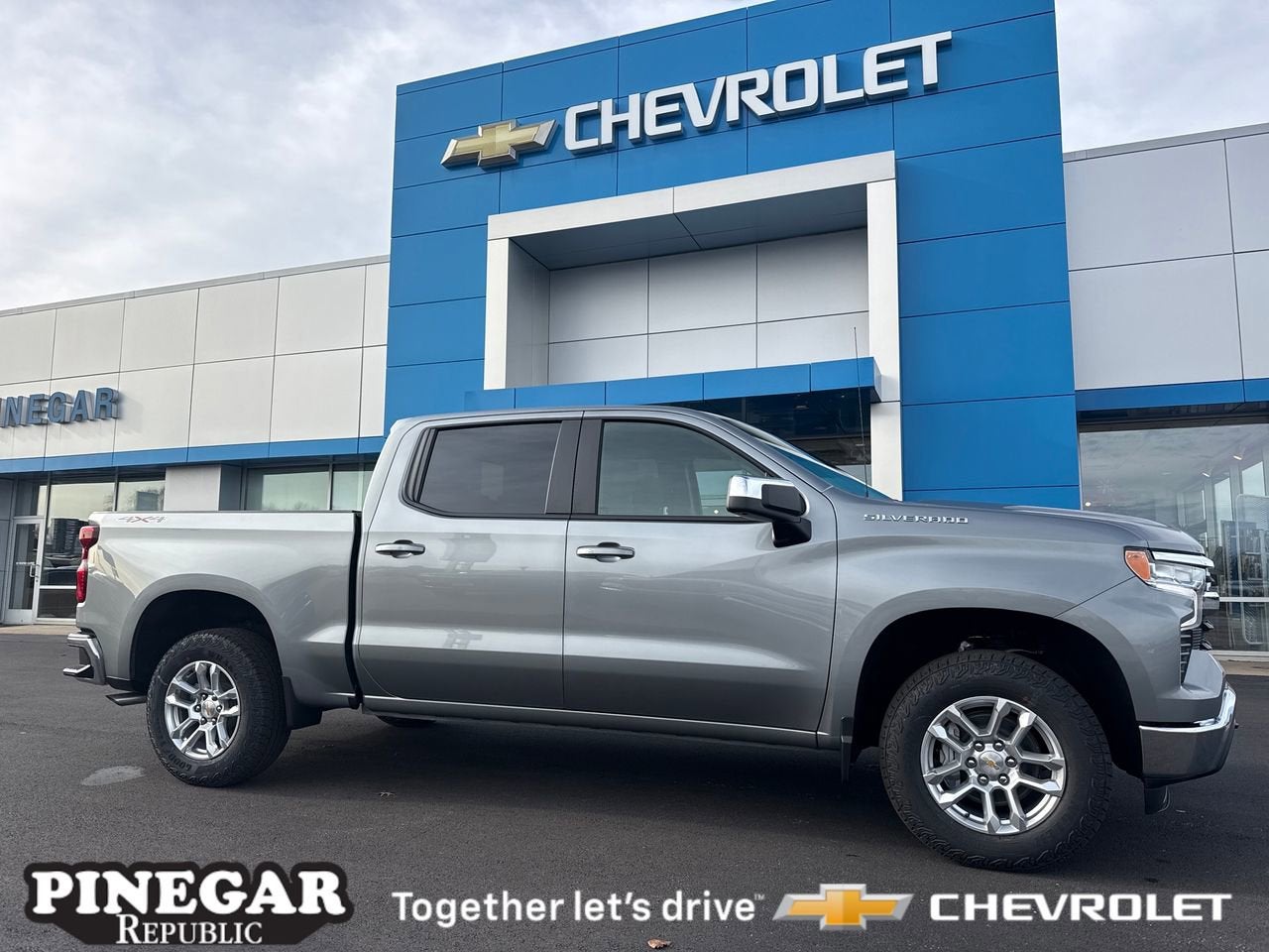 2026 Chevrolet Silverado 1500 LT