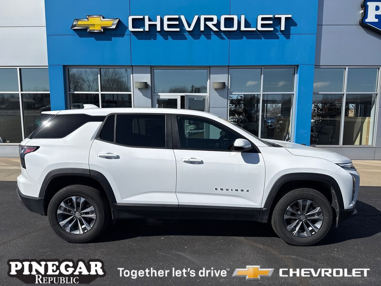 2025 Chevrolet Equinox LT