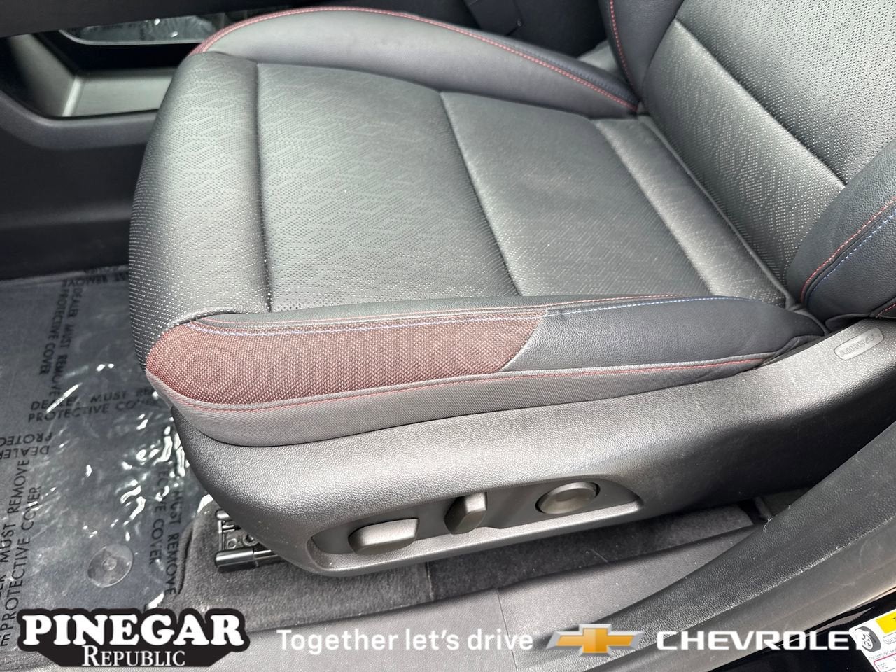 2025 Chevrolet Equinox RS