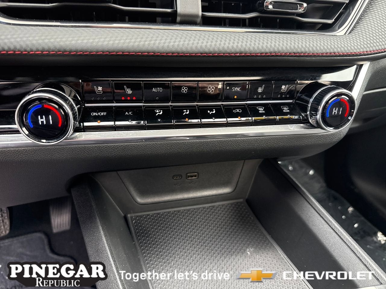 2025 Chevrolet Equinox RS