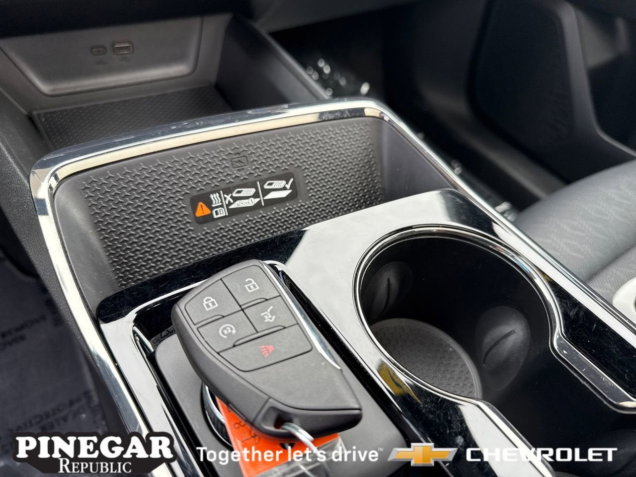 2025 Chevrolet Equinox RS