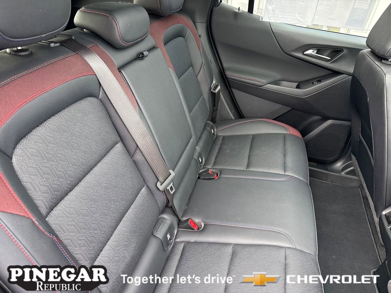 2025 Chevrolet Equinox RS