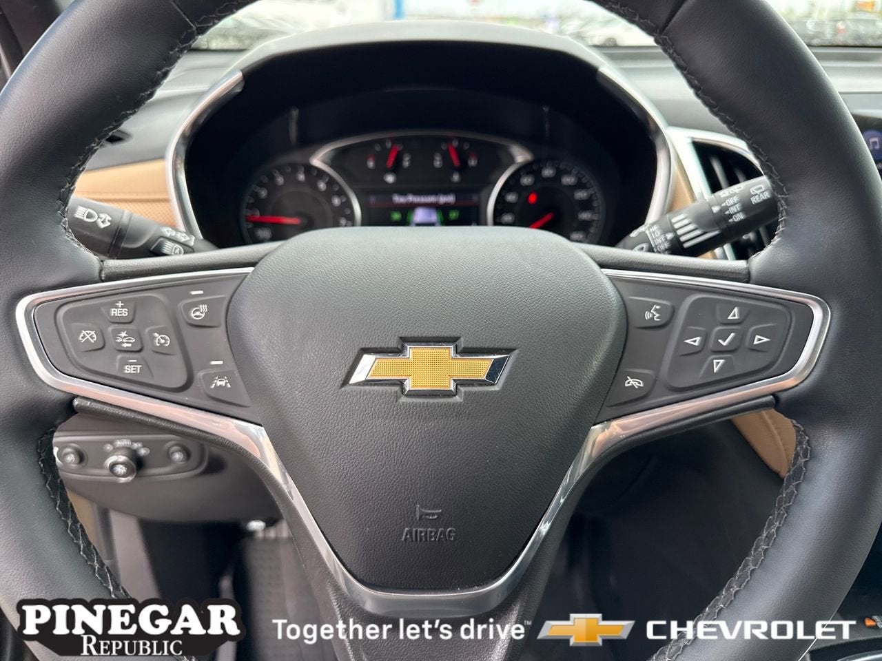 2023 Chevrolet Equinox Premier