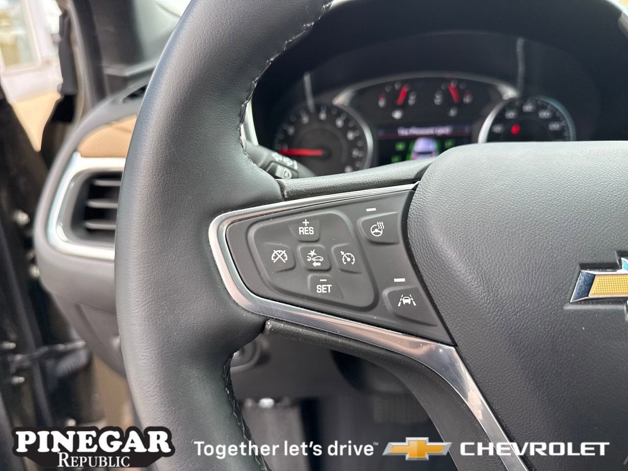 2023 Chevrolet Equinox Premier