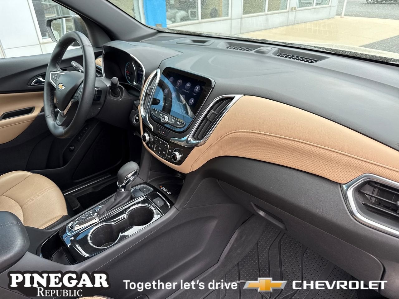 2023 Chevrolet Equinox Premier