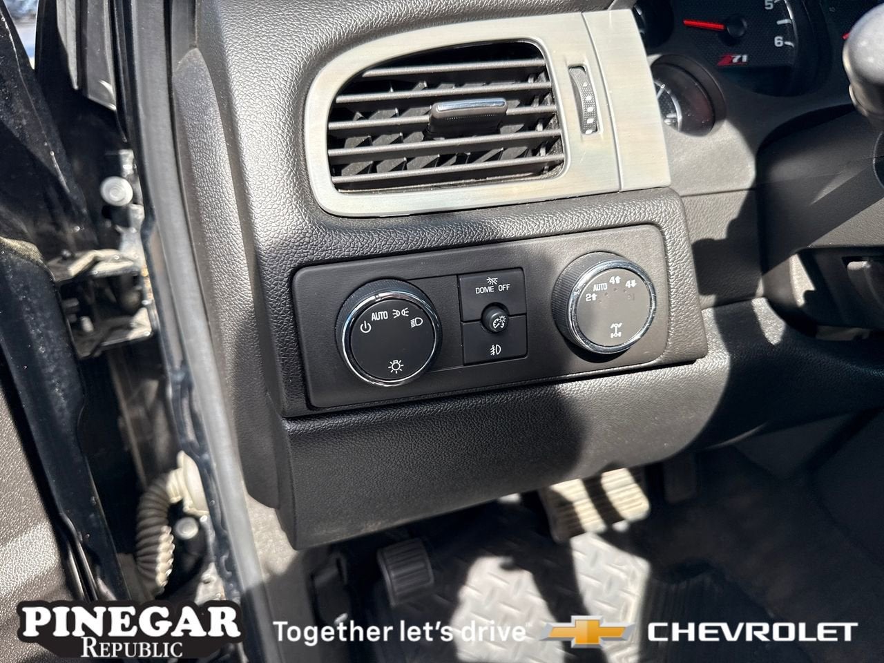 2009 Chevrolet Avalanche LT w/2LT