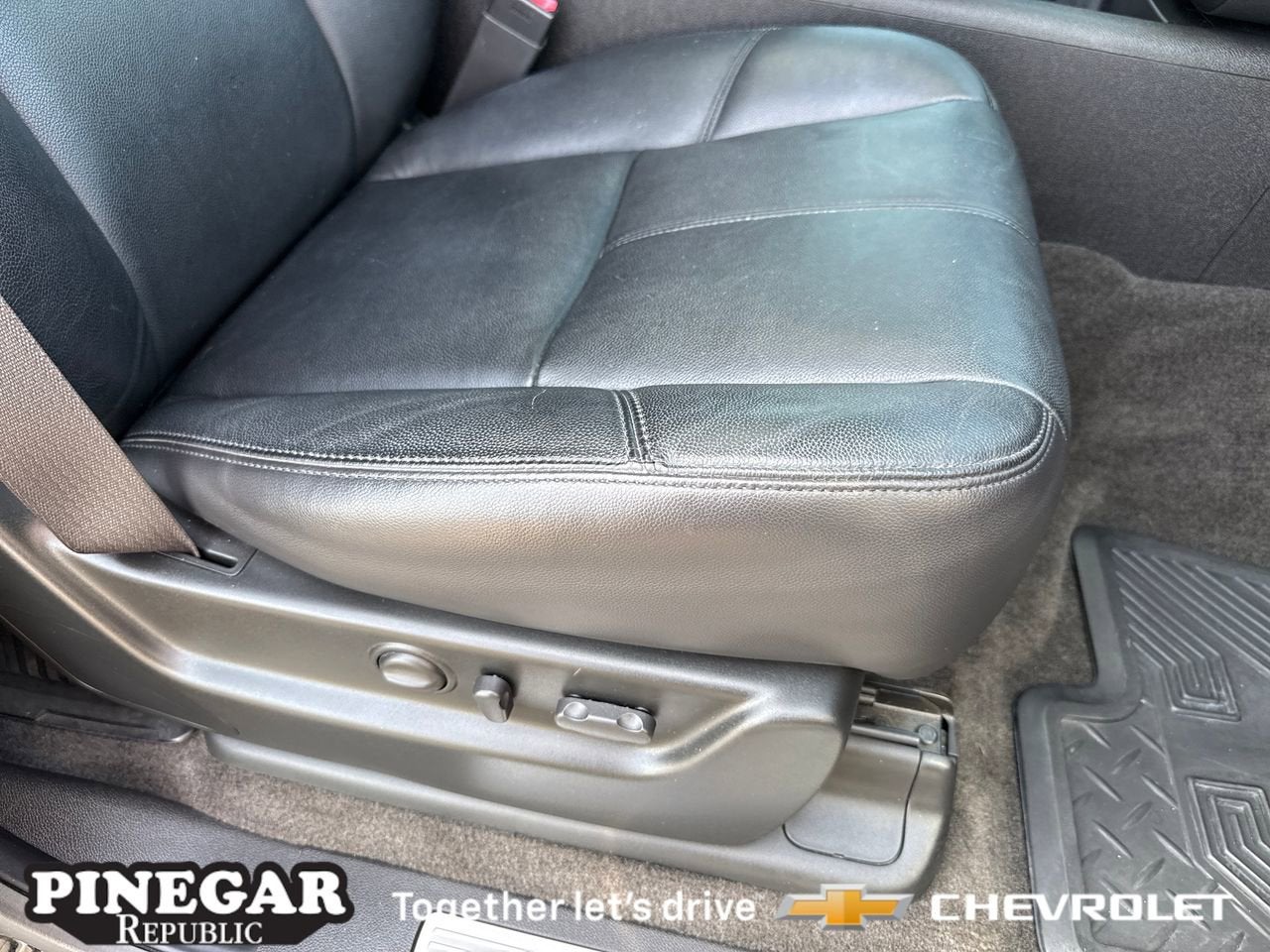 2009 Chevrolet Avalanche LT w/2LT