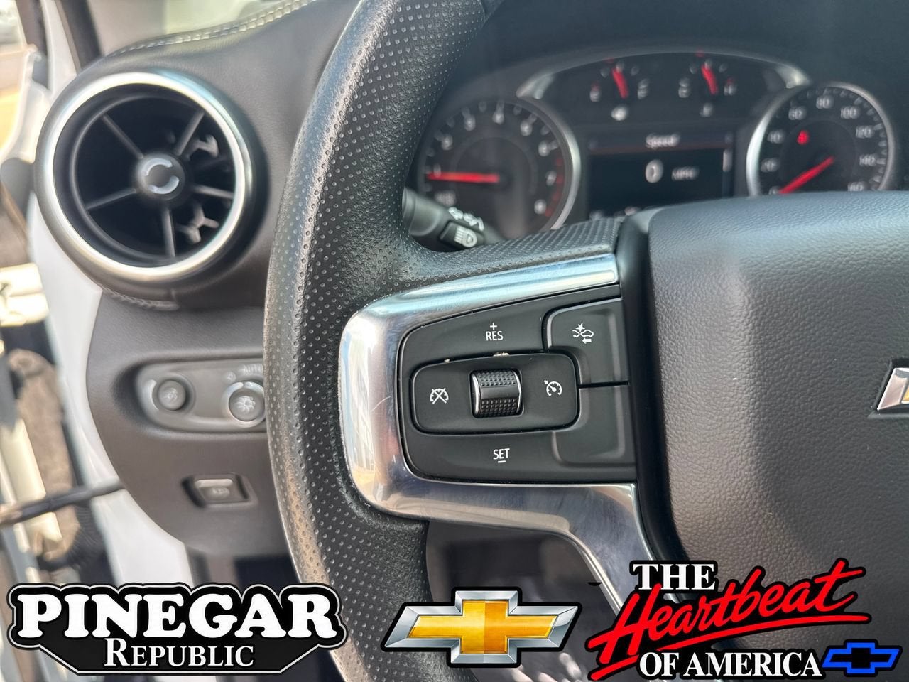 2025 Chevrolet Blazer 2LT