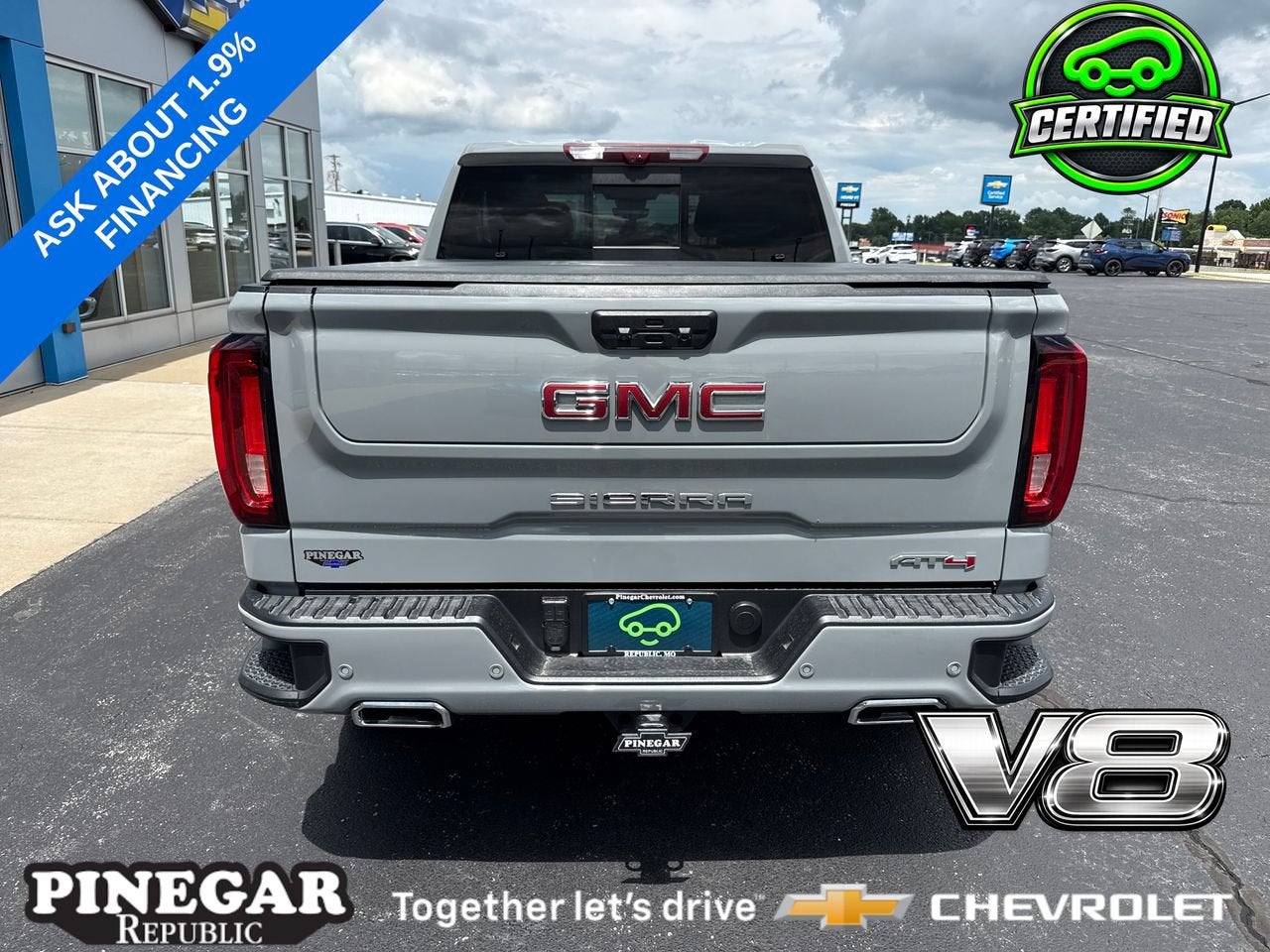 2024 GMC Sierra 1500 AT4