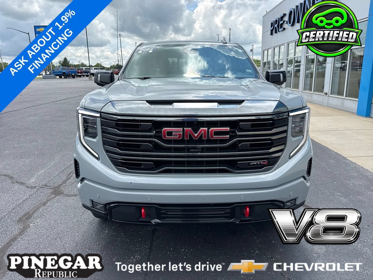2024 GMC Sierra 1500 AT4