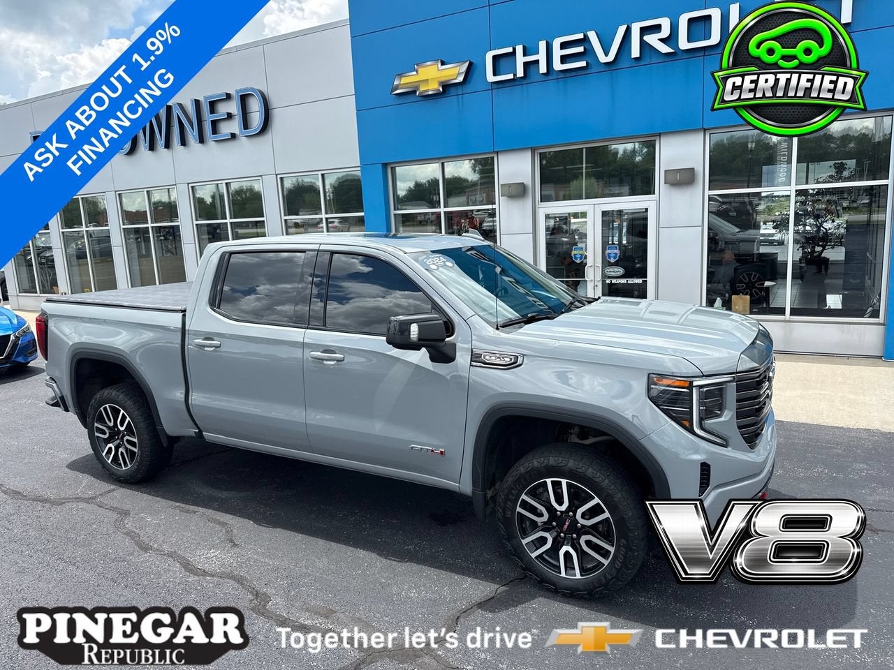 2024 GMC Sierra 1500 AT4