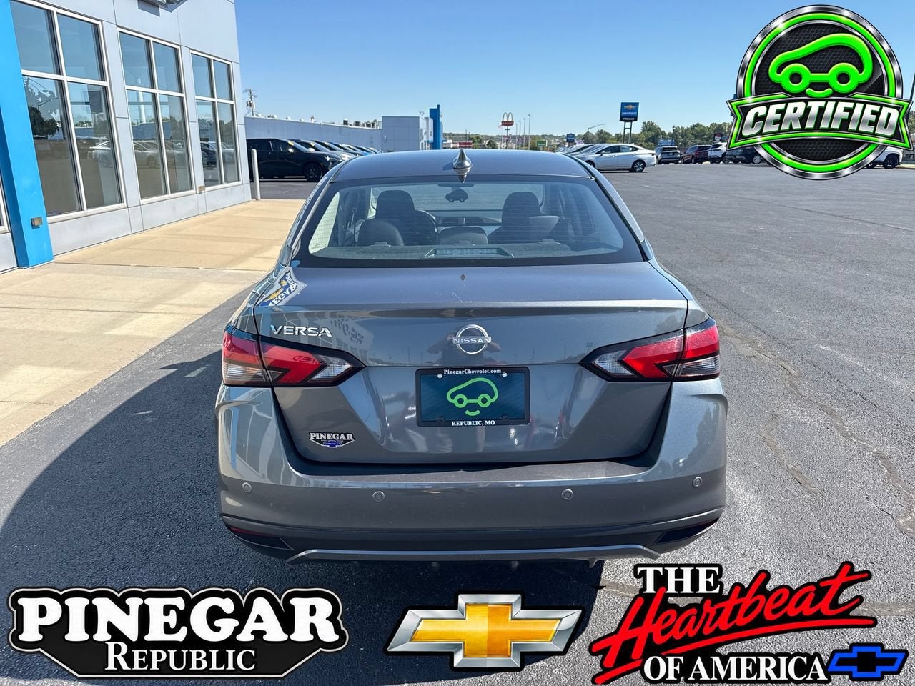 2025 Nissan Versa SV