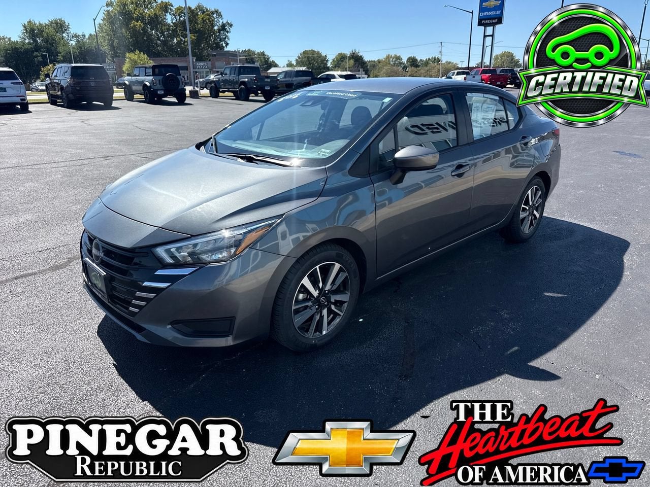2025 Nissan Versa SV