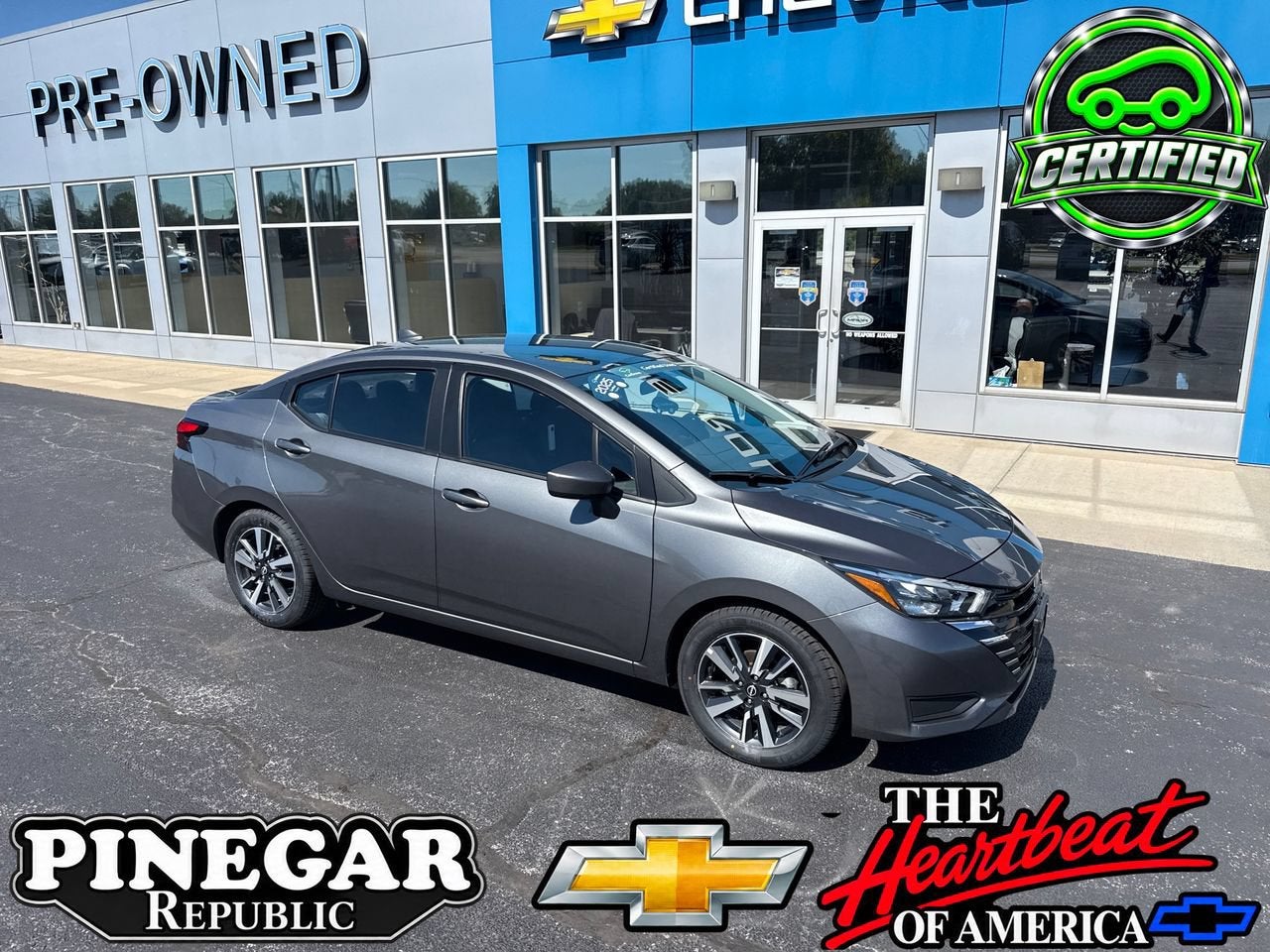 2025 Nissan Versa SV