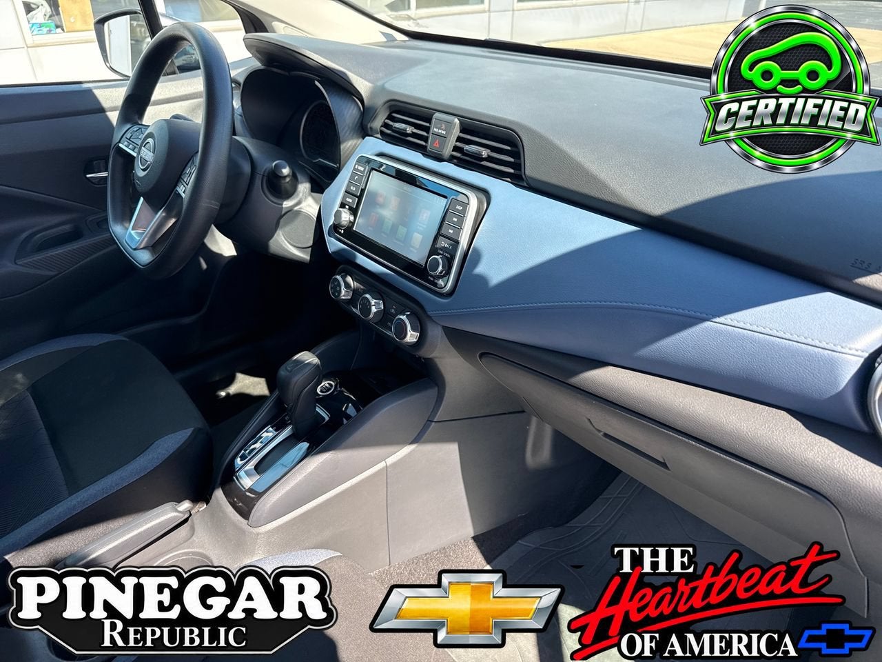2025 Nissan Versa SV