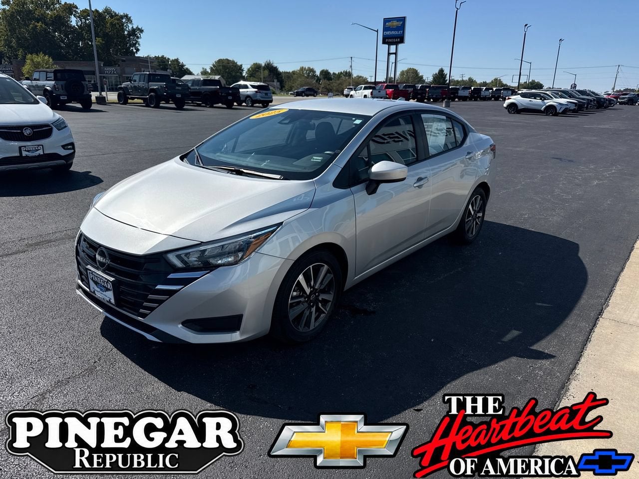 2025 Nissan Versa SV