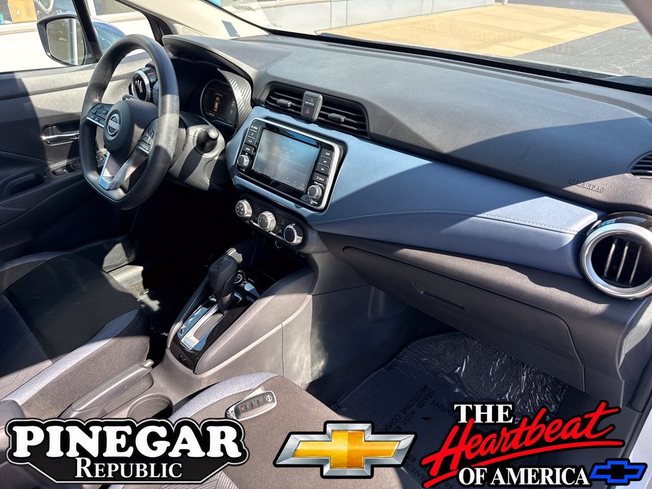 2025 Nissan Versa SV