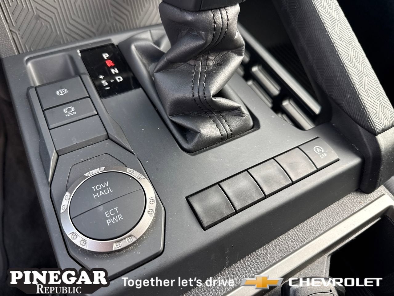 2024 Toyota Tacoma 2WD SR5