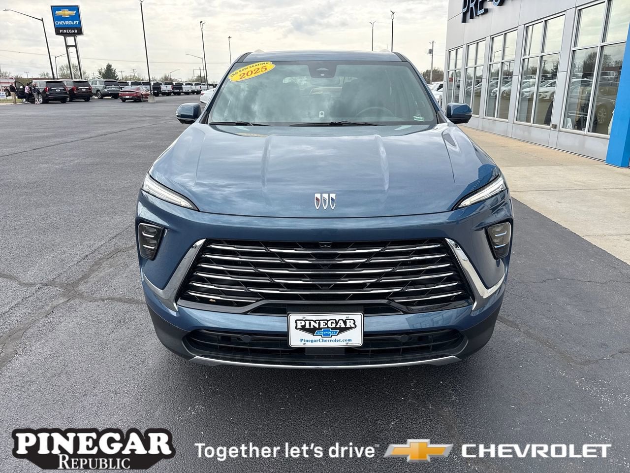 2025 Buick Enclave Preferred