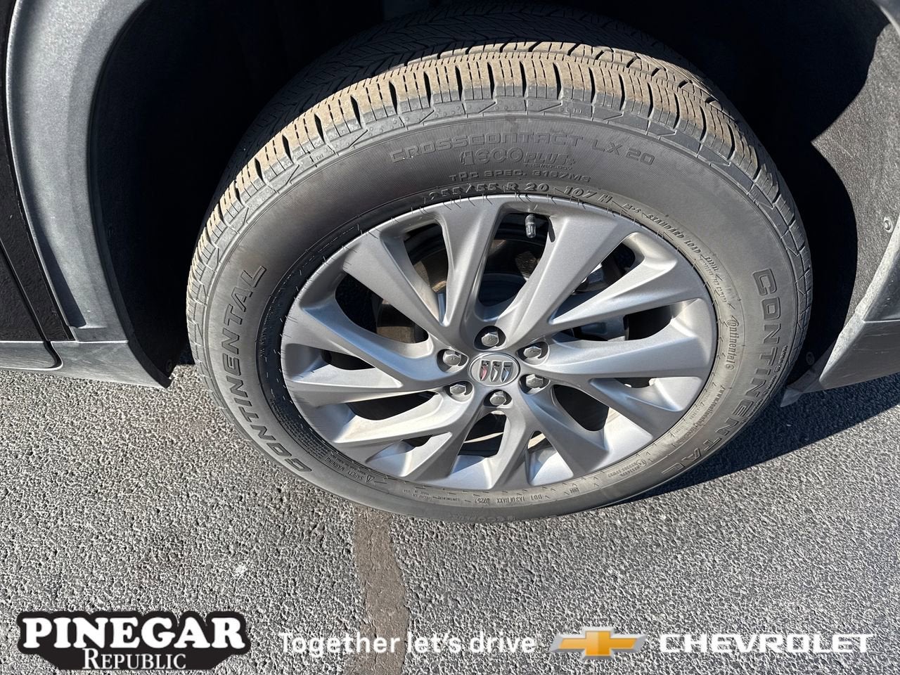 2025 Buick Enclave Preferred