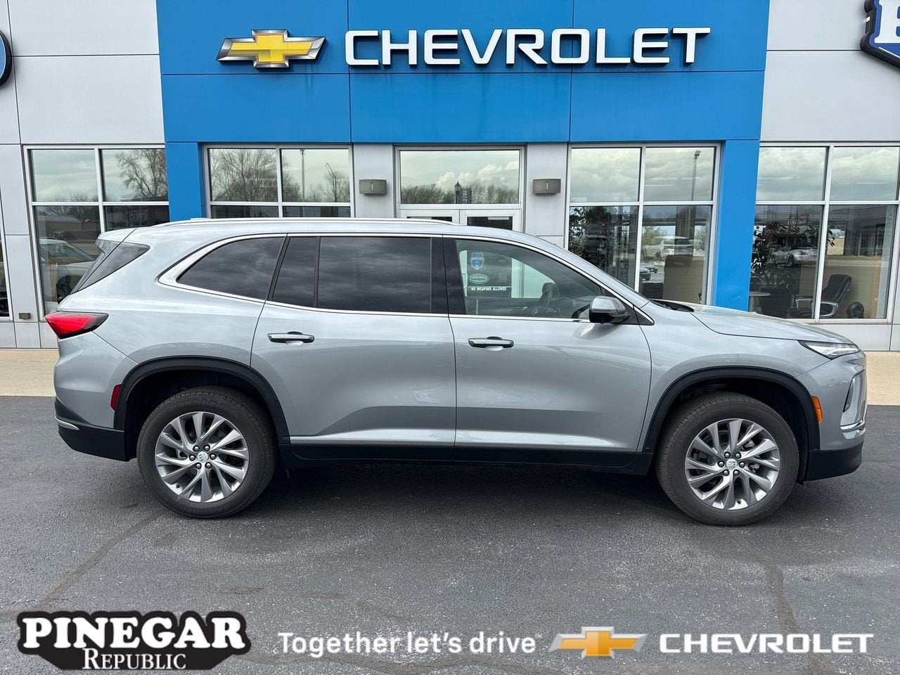 2025 Buick Enclave Preferred