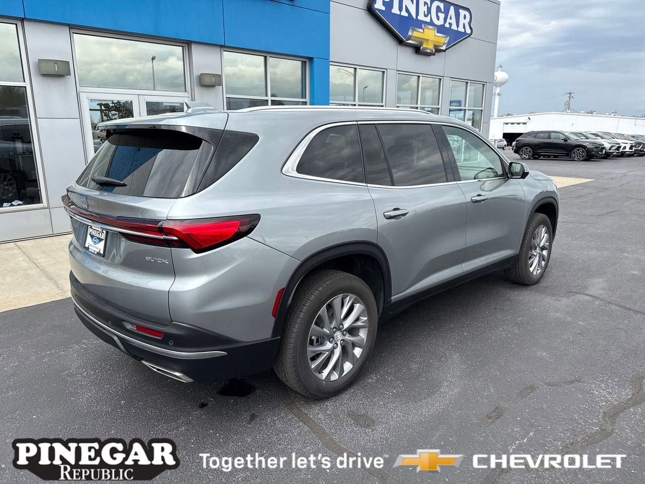 2025 Buick Enclave Preferred