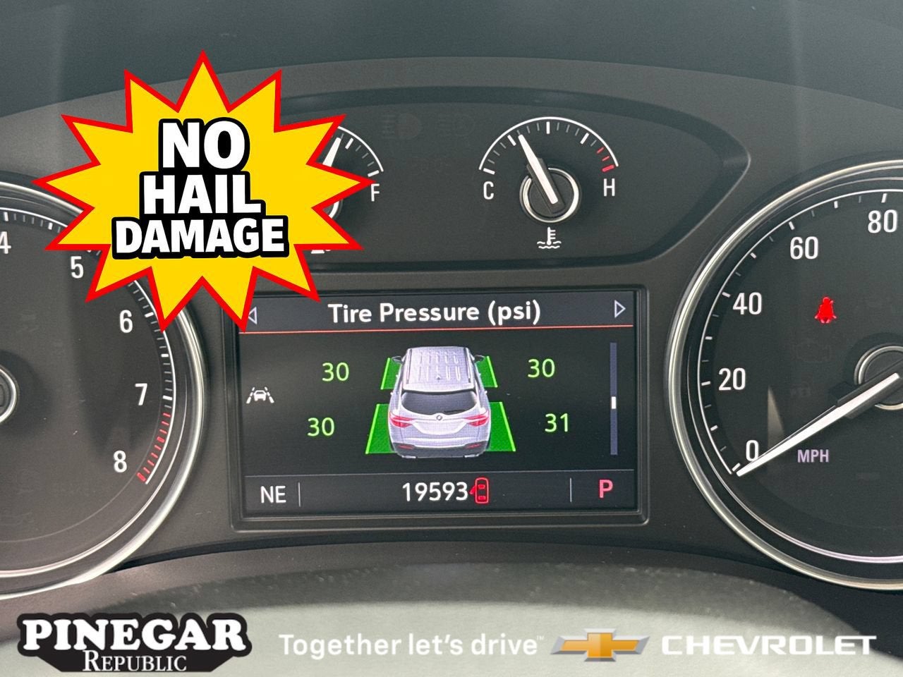 2024 Buick Enclave Essence